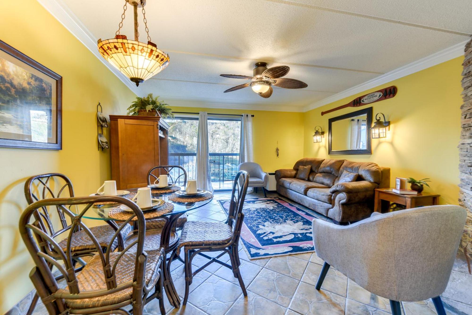 Downtown Gatlinburg Condo With Community Pool! Екстер'єр фото